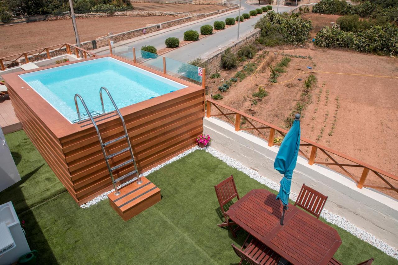 Tal-Karmnu Entire House With Private Heated Pool And Jacuzzi Villa Kirkop Екстериор снимка