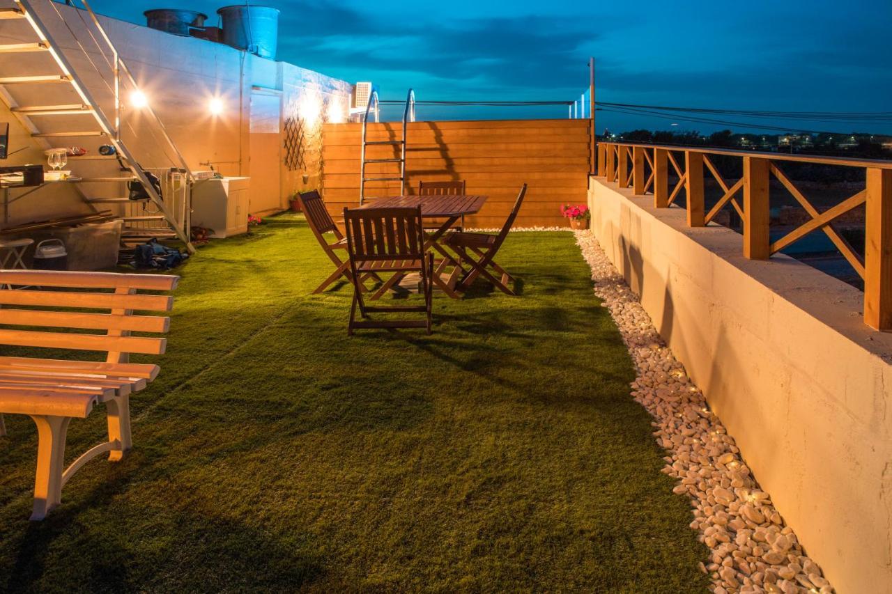 Tal-Karmnu Entire House With Private Heated Pool And Jacuzzi Villa Kirkop Екстериор снимка